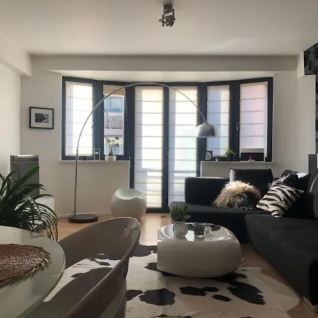 Apartament Cosy And Trendy 75m2 With Balcony - Centrally Located - Lippenslaan