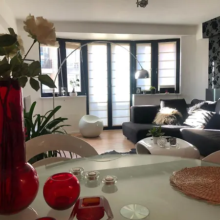 Cosy And Trendy 75m2 With Balcony - Centrally Located - Lippenslaan Knokke-Heist